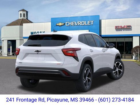 New 2026 Chevrolet Trax RS FWD image 4