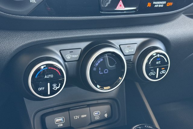 New 2026 Hyundai Venue SEL FWD image 19