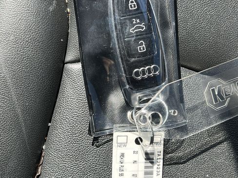 Used 2022 Audi Q7 3.0T Premium Plus AWD/4WD image 38
