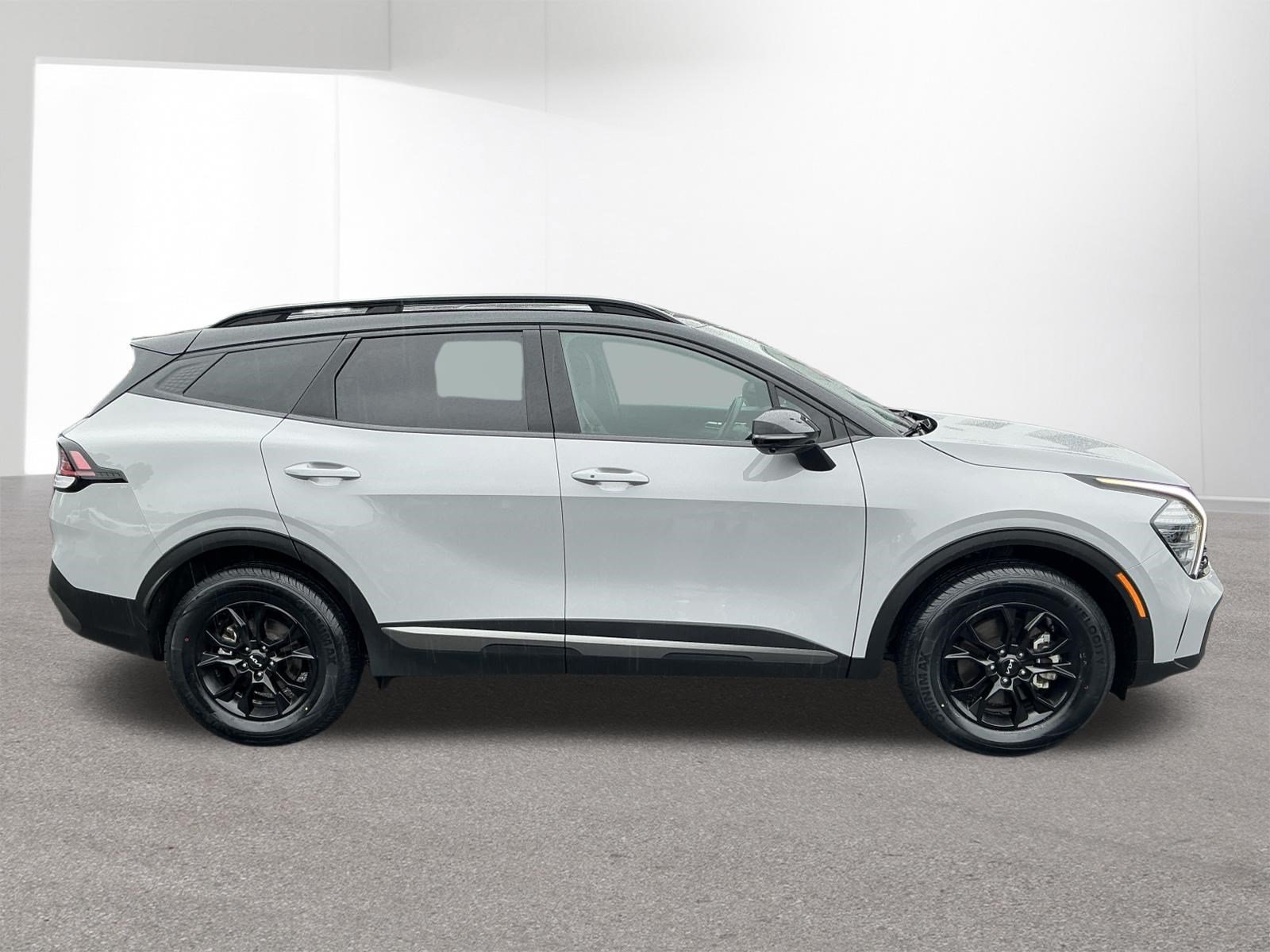 Certified 2024 Kia Sportage X-Pro Prestige AWD/4WD image 2