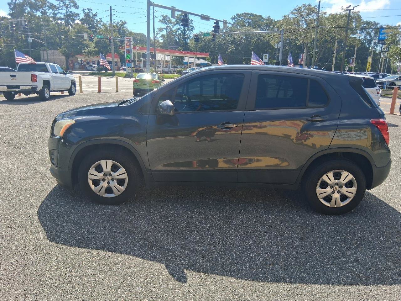 Used 2016 Chevrolet Trax LS FWD image 5
