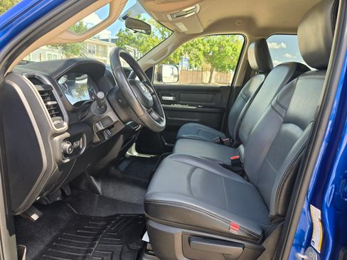 Used 2019 RAM 3500 Tradesman w/ Max Tow Package AWD/4WD image 2