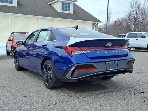 New 2026 Hyundai Elantra SEL Sport image 4