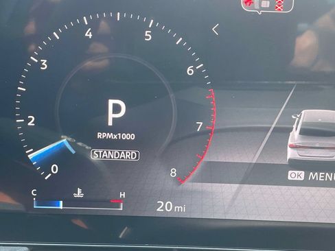 New 2026 Nissan Sentra SR w/ SR Premium Package FWD image 19