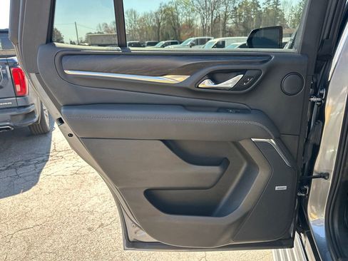 Used 2021 GMC Yukon Denali w/ Denali Ultimate Package image 22