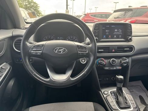 Used 2018 Hyundai Kona SEL image 29