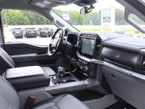 Used 2022 Ford F150 Lariat w/ Equipment Group 502A High AWD/4WD image 37