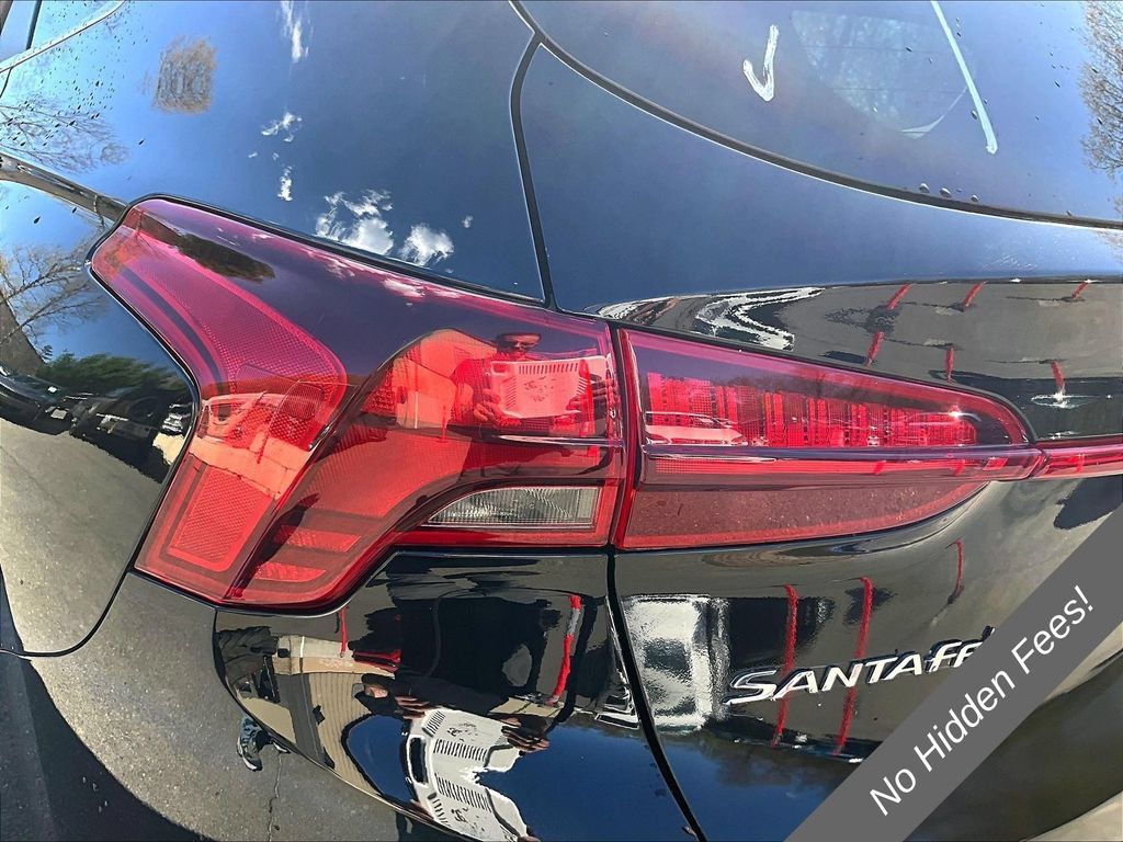 Used 2023 Hyundai Santa Fe SE AWD/4WD image 28