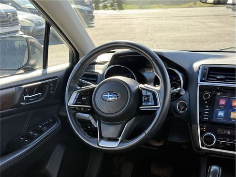Used 2018 Subaru Outback 3.6R Limited image 19