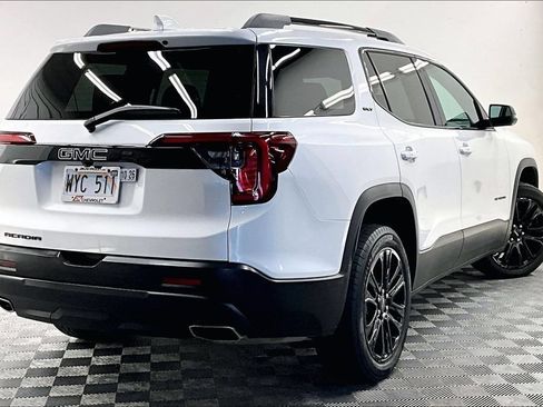 Used 2023 GMC Acadia SLT w/ Elevation Edition FWD image 12