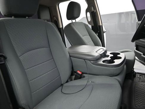 Used 2014 RAM 1500 Express image 23