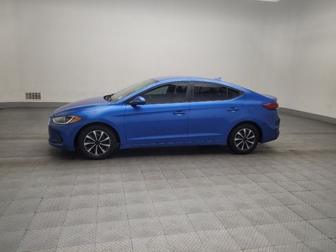Used 2017 Hyundai Elantra SE image 2