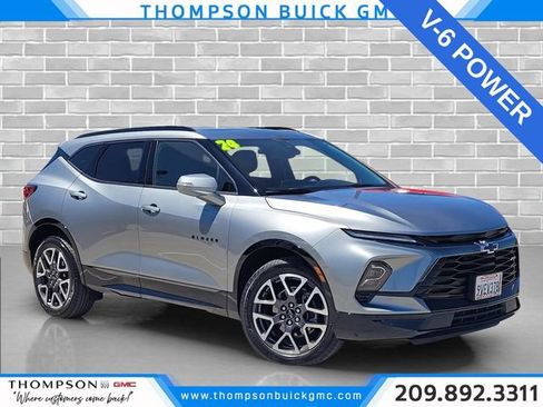 Certified 2024 Chevrolet Blazer RS w/ Enhanced Convenience Package AWD/4WD image 1
