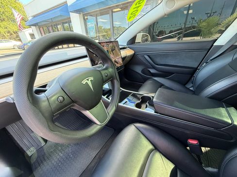Used 2019 Tesla Model 3 Standard Range Plus RWD image 35