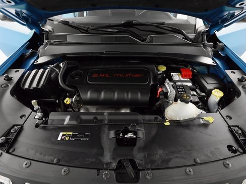 Certified 2022 Jeep Compass Latitude image 34