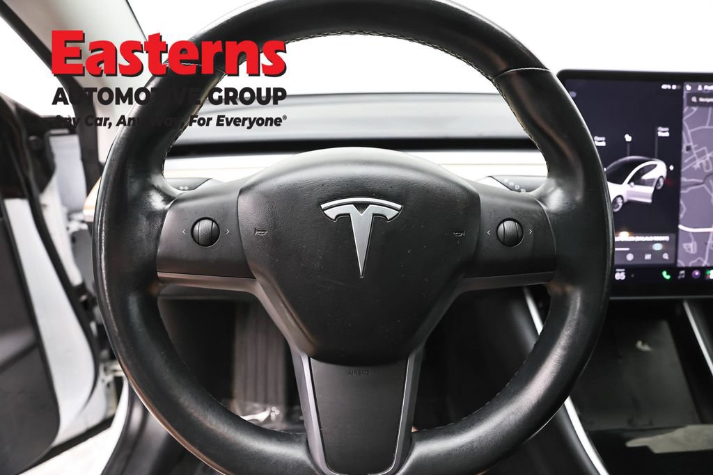 Used 2018 Tesla Model 3 Long Range AWD/4WD image 11