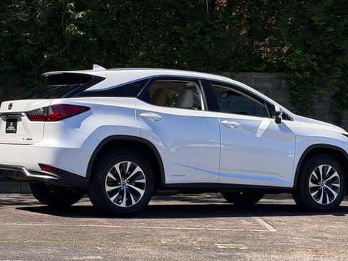 Used 2022 Lexus RX 450h AWD w/ Premium Package image 4