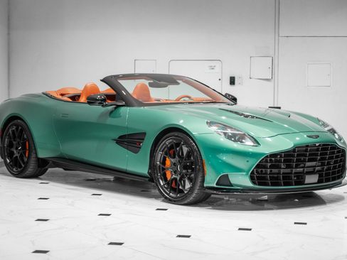 New 2026 Aston Martin Vanquish Convertible image 1