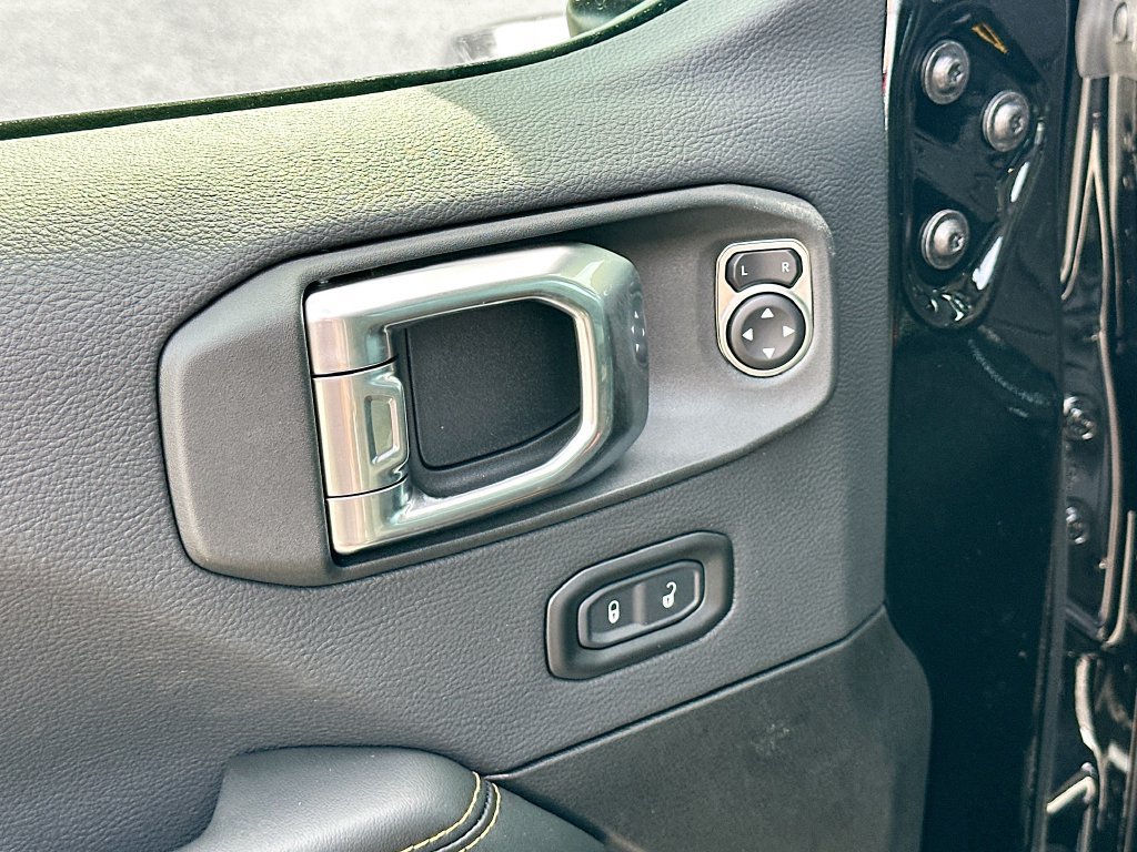 New 2026 Jeep Wrangler Unlimited Sahara AWD/4WD image 22