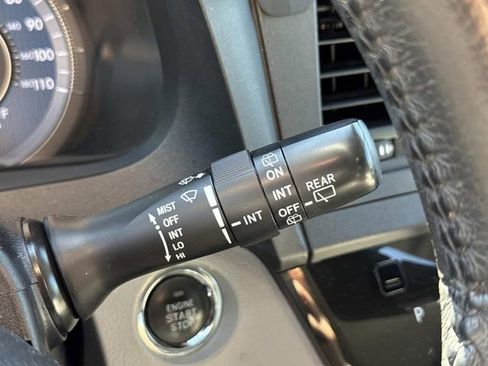 Used 2018 Toyota Sienna XLE w/ XLE Navigation Package FWD image 26