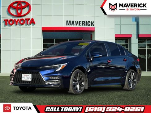 Used 2025 Toyota Corolla SE image 1