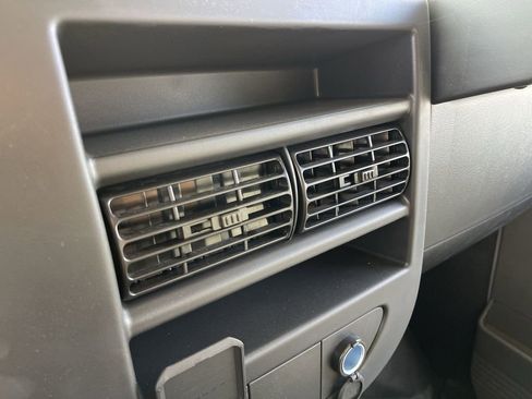 New 2025 GMC Savana 2500 Extended w/ Driver Convenience Package image 22