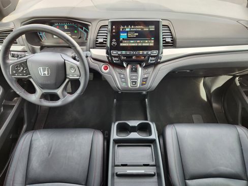 Certified 2023 Honda Odyssey Sport image 26