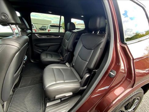 Used 2022 Cadillac XT6 Sport w/ Technology Package image 26