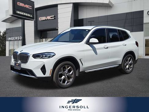 Used 2024 BMW X3 xDrive30i AWD/4WD image 1