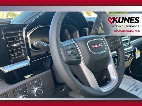 New 2026 GMC Sierra 1500 SLE image 19