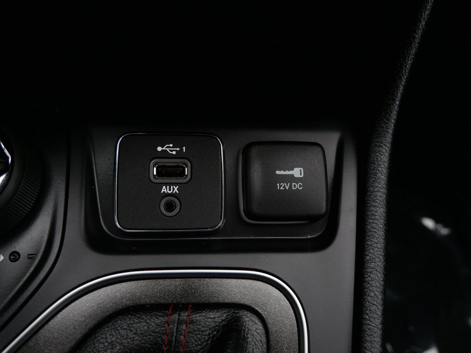 Used 2022 Jeep Cherokee Trailhawk w/ Sound & Nav Group AWD/4WD image 21