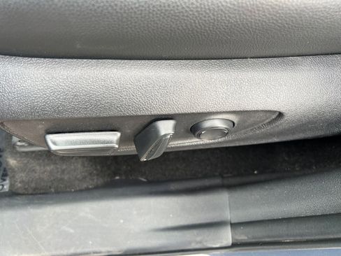 Used 2025 Toyota Grand Highlander FWD image 24