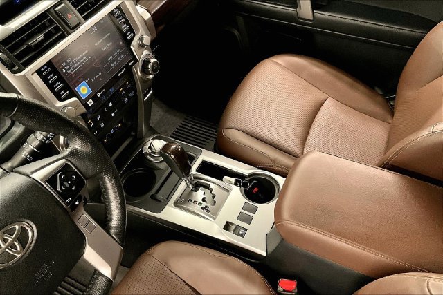 Used 2023 Toyota 4Runner Limited AWD/4WD image 15