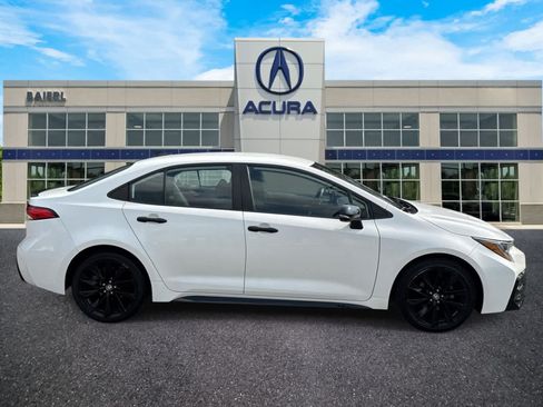 Used 2022 Toyota Corolla SE w/ Carpet Mat Package (TMS) FWD image 6