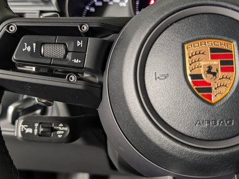 New 2026 Porsche Macan AWD/4WD image 37