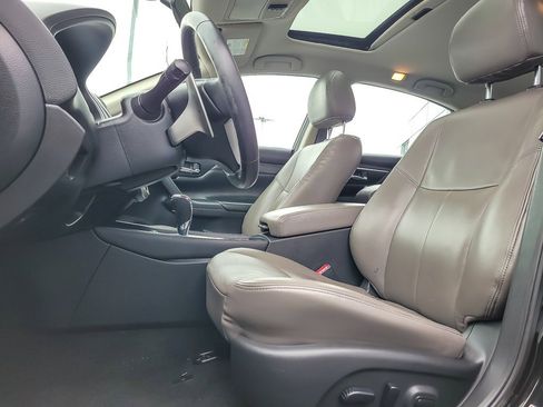 Used 2018 Nissan Altima 2.5 SR image 7