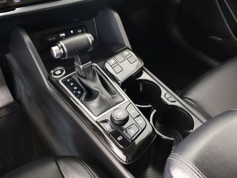 Used 2023 Kia Sportage SX FWD image 9