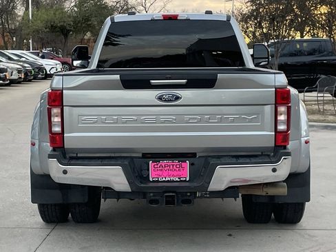 Used 2020 Ford F350 XLT w/ XLT Premium Package image 5