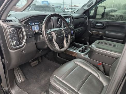 Used 2020 GMC Sierra 3500 Denali w/ Technology Package image 13
