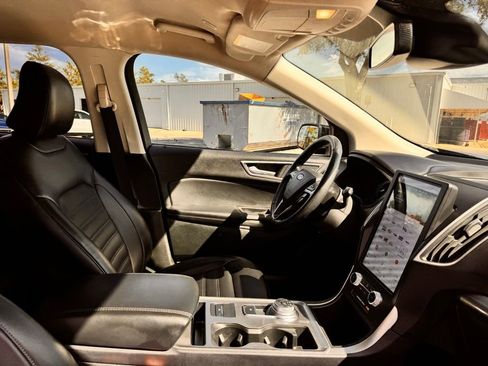 Used 2024 Ford Edge SEL image 29