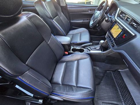 Used 2019 Toyota Corolla XSE FWD image 23