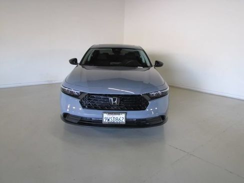 Certified 2025 Honda Accord SE image 2