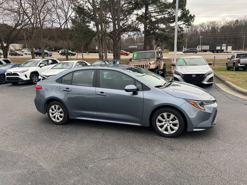 Used 2024 Toyota Corolla LE image 7