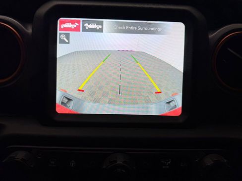 Used 2021 Jeep Gladiator Mojave AWD/4WD image 26
