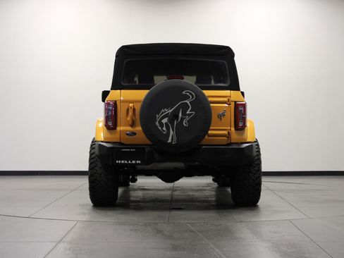 Used 2022 Ford Bronco Outer Banks image 5