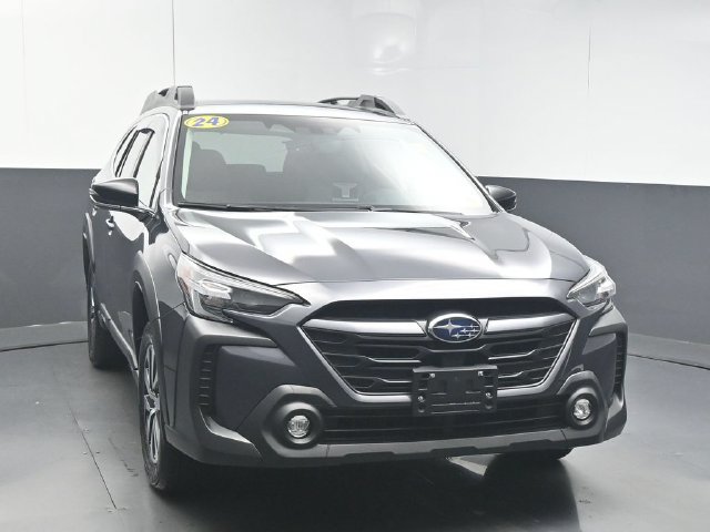 Used 2024 Subaru Outback Premium AWD/4WD image 2