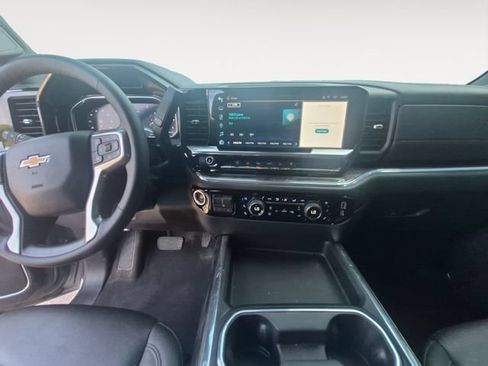 Used 2024 Chevrolet Silverado 3500 LTZ w/ LTZ Convenience Package AWD/4WD image 11