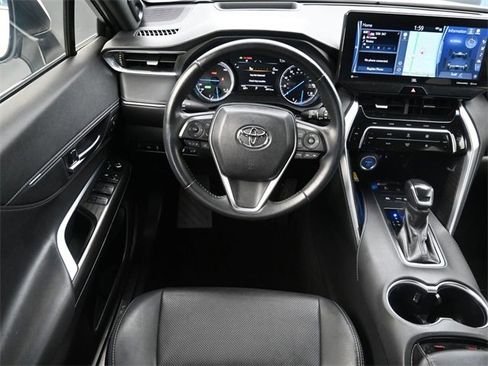 Used 2021 Toyota Venza Limited w/ Advanced Technology Package image 12