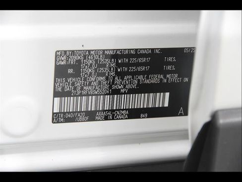 Used 2025 Toyota RAV4 XLE AWD/4WD image 23
