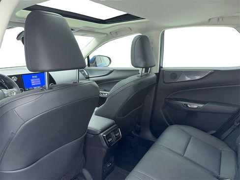 Used 2023 Lexus NX 250 250 Premium NAV,CAM,SUNROOF,CL w/ Towing Package (2000 Lbs) image 38